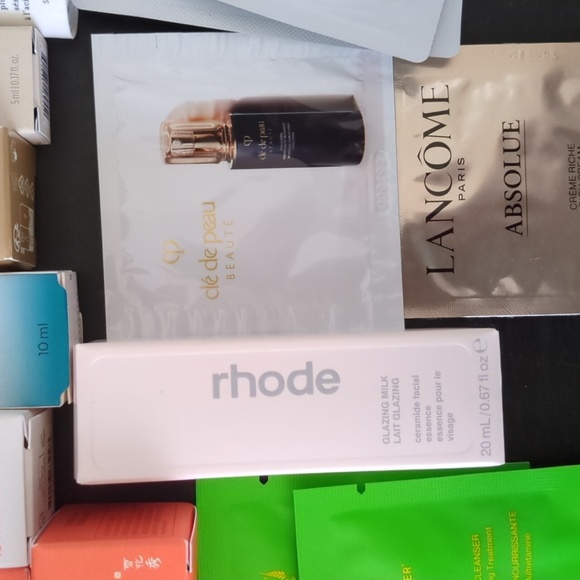 Skincare sample bundle (25 pcs) - Picture 8 of 9
